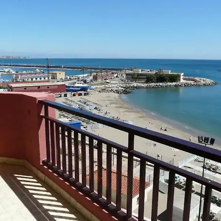 Mode's Beachfront *