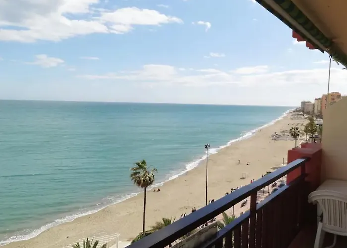 Mode's Beachfront Apartamento *