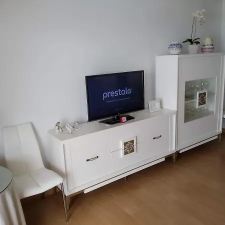 Mode's Beachfront * Фуенхірола